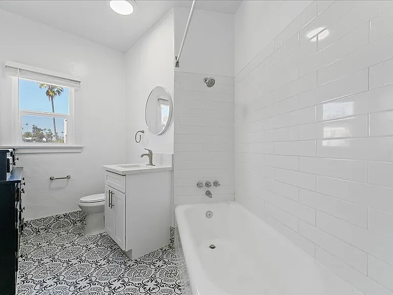 3212 Hamilton Way #1 — Photo 6