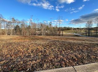 203 Baptist View Dr, Soddy Daisy, TN 37379