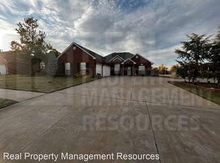 4729 Jay Matt Dr, Yukon, OK 73099