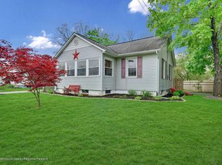 404 Manapaqua Ave, Lakehurst, NJ 08733