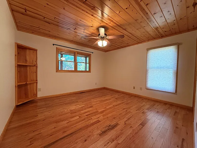 369 Farmer Cir — Photo 7