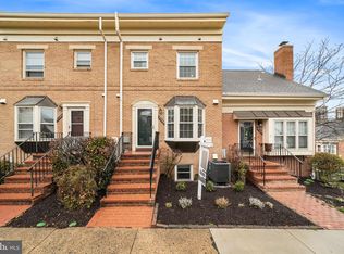 2520 Fairfax Dr #4DIII, Arlington, VA 22201