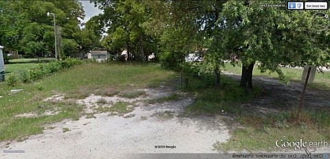 2nd image of 1013 Greenleaf St
