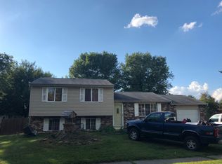 6346 Roberts Creek Ln, Indianapolis, IN 46221