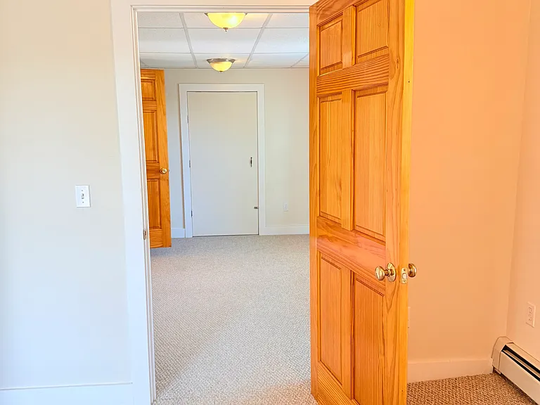 127 Hanover St #2 — Photo 9