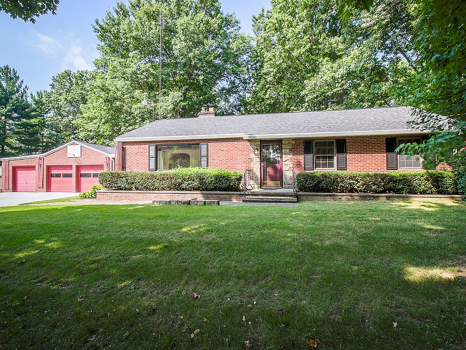 1st image of 4621 Hyland Ave