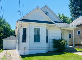 120 E Fulliam Ave, Muscatine, IA 52761