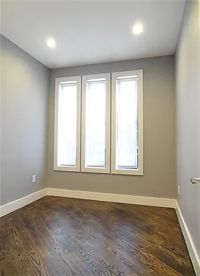 Rented by EXR | media 48