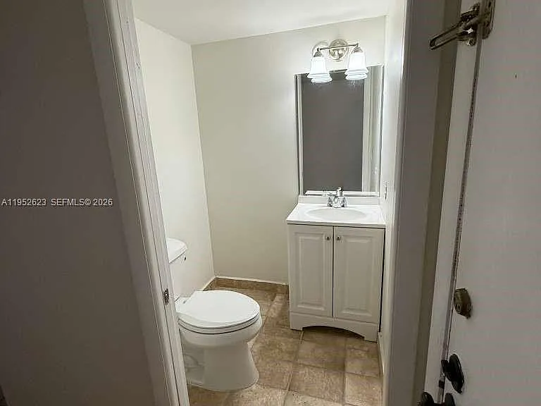 10641 SW 108th Ave #3I — Photo 11