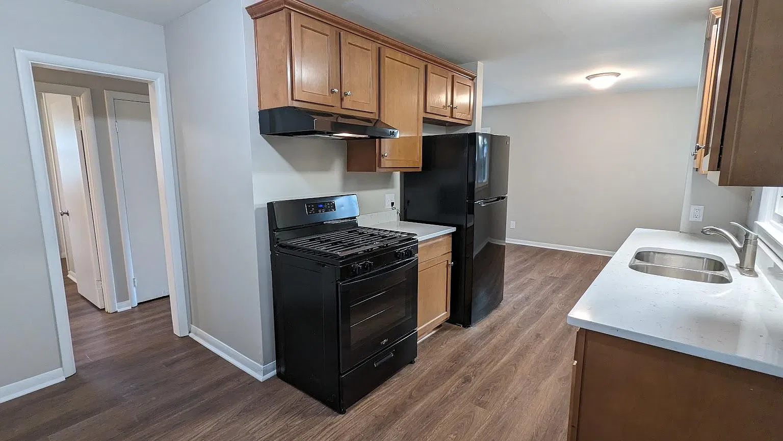 3 bed, 1134 sqft, $1,525 — Photo 3