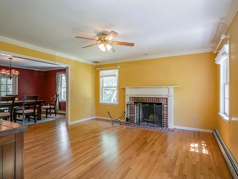 67 Sargent Rd — Photo 43