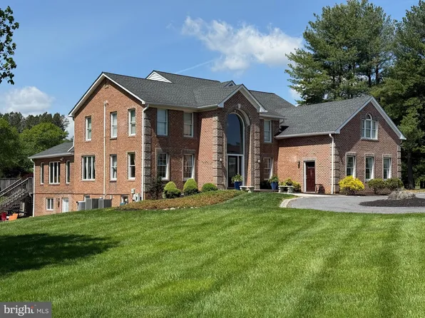 12439 Barnard Way SW, West Friendship, MD 21794