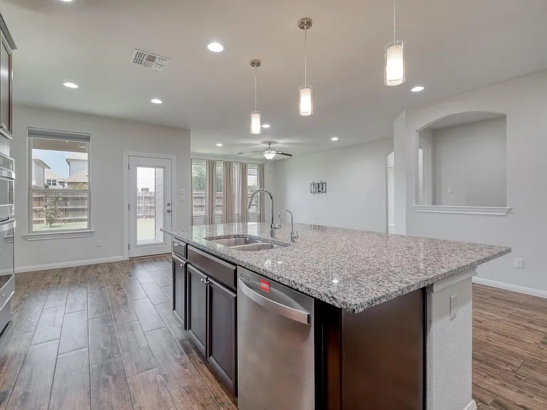 17204 Calipatria Ln — Photo 6