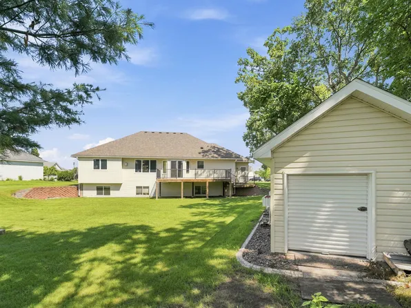 38249 Everton Ave, North Branch, MN 55056