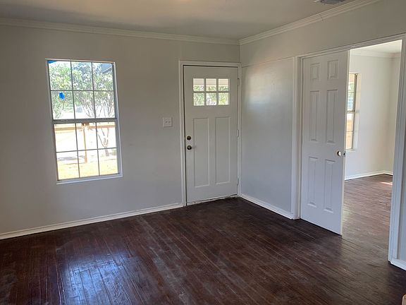 4th image of 1046 Lombrano St Unit 1