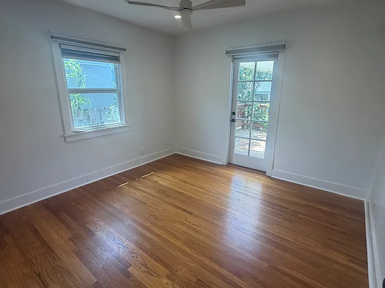 2335 Chapala St — Photo 9