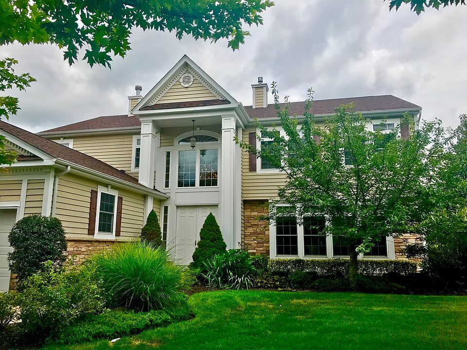 1st image of 7 Monterrey Dr