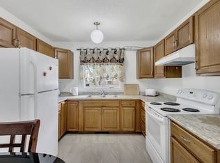 1574 Rothesay St, Winnipeg, MB R2G2H4