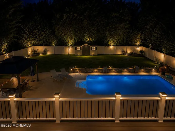 12 Jamie Court, Barnegat, NJ 08005