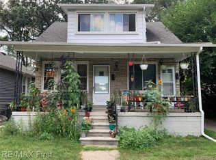 305 Kensington Ave, Ferndale, MI