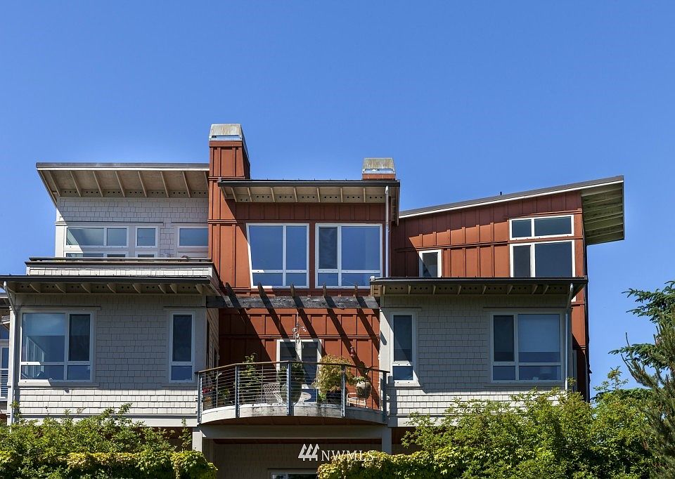 1st image of 123 Bjune Drive SE #303