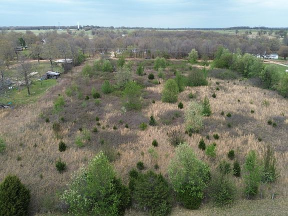 2nd image of 11151 E 550th Rd