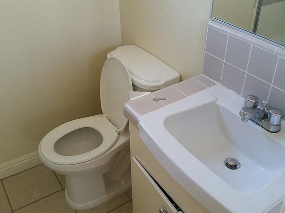 4th image of 7252 Jordan Ave APT 10