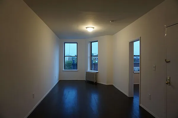 Rented by Compass | media 3