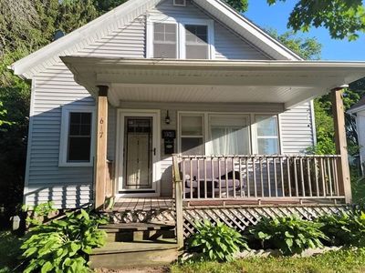 617 Chicago Ave, Waukesha, WI, 53188