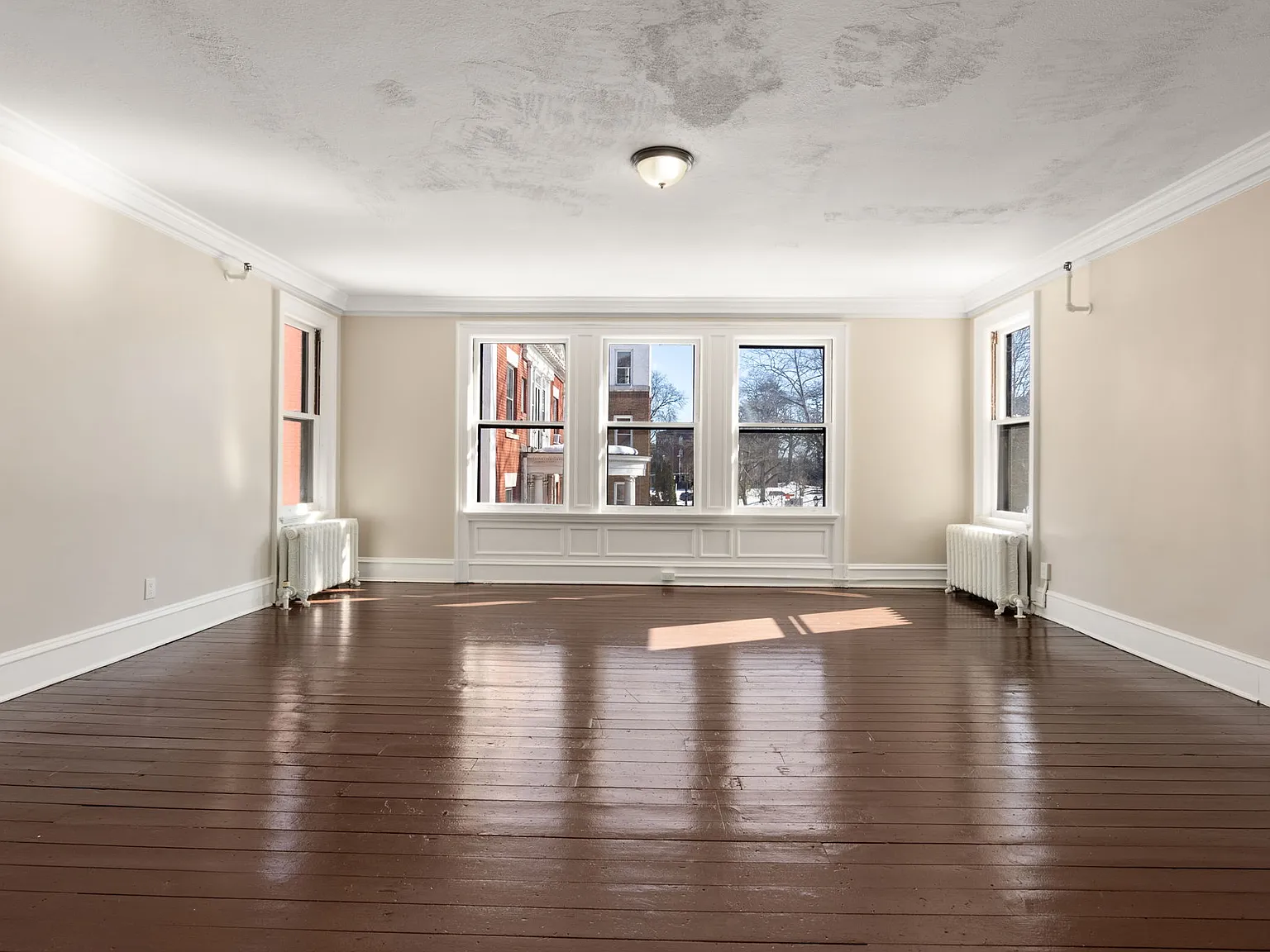 1 bed, 395 sqft, $1,900 — Photo 2