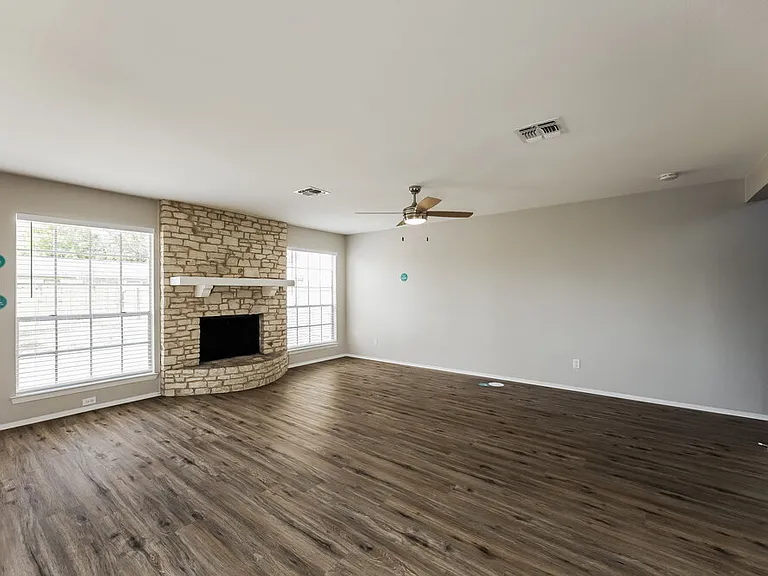 8238 Meadow Post St — Photo 4