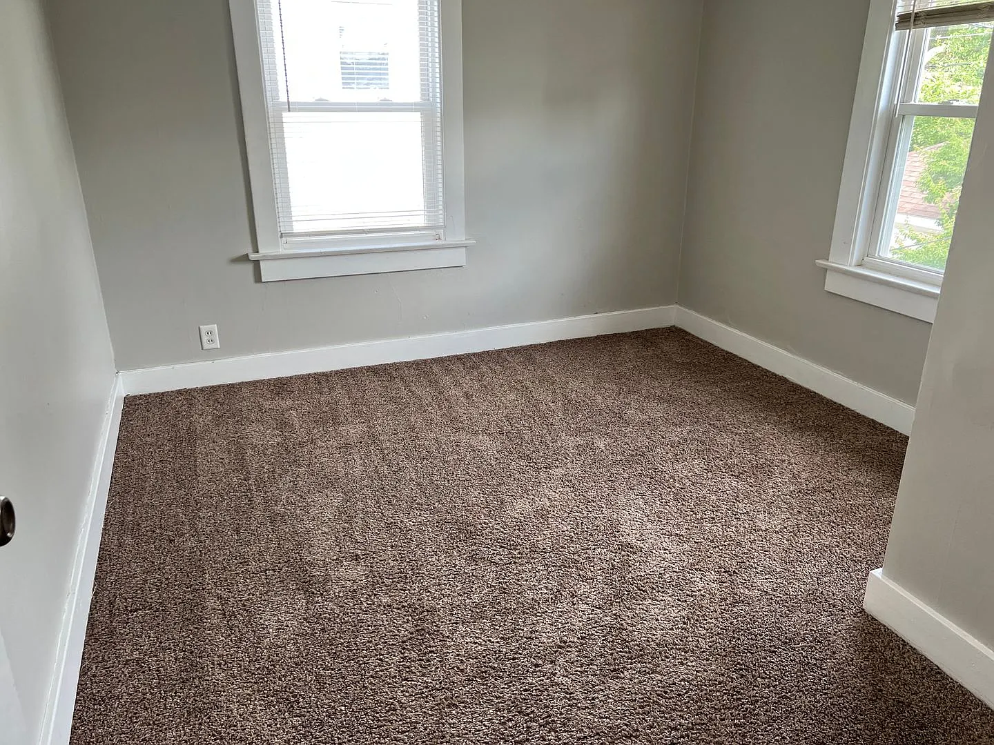 Very spacious 3 bedrooms 1 bathroom house in Dayton for rent — Photo 3