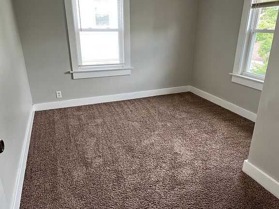 3rd image of 53 E Bruce Ave