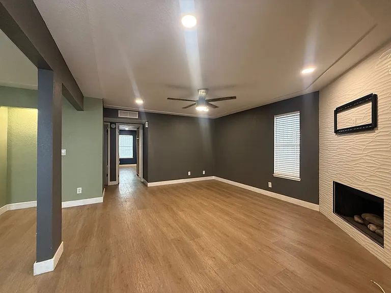 2201 Sun Ave #B — Photo 21