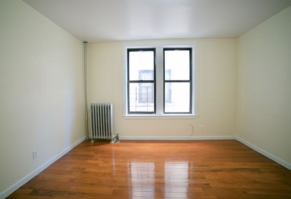 1st image of 647 W 172nd St APT 34