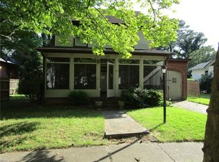 111 Apple Ave, Hampton, VA 23661