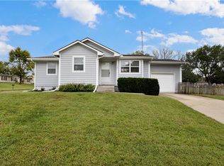 101 S 5th St, Paola, KS 66071