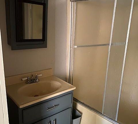 3rd image of 304 N Webb St APT 2
