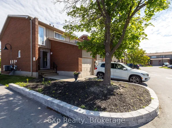 563 10th St #12, Collingwood, ON L9Y 4K6