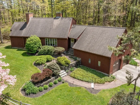 146 Farley Rd, Hollis, NH 03049