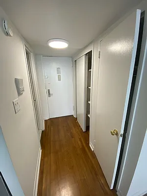 Rented by Mallory Management Corp | media 4