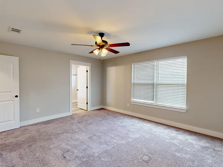 1302 Linda Spur — Photo 16