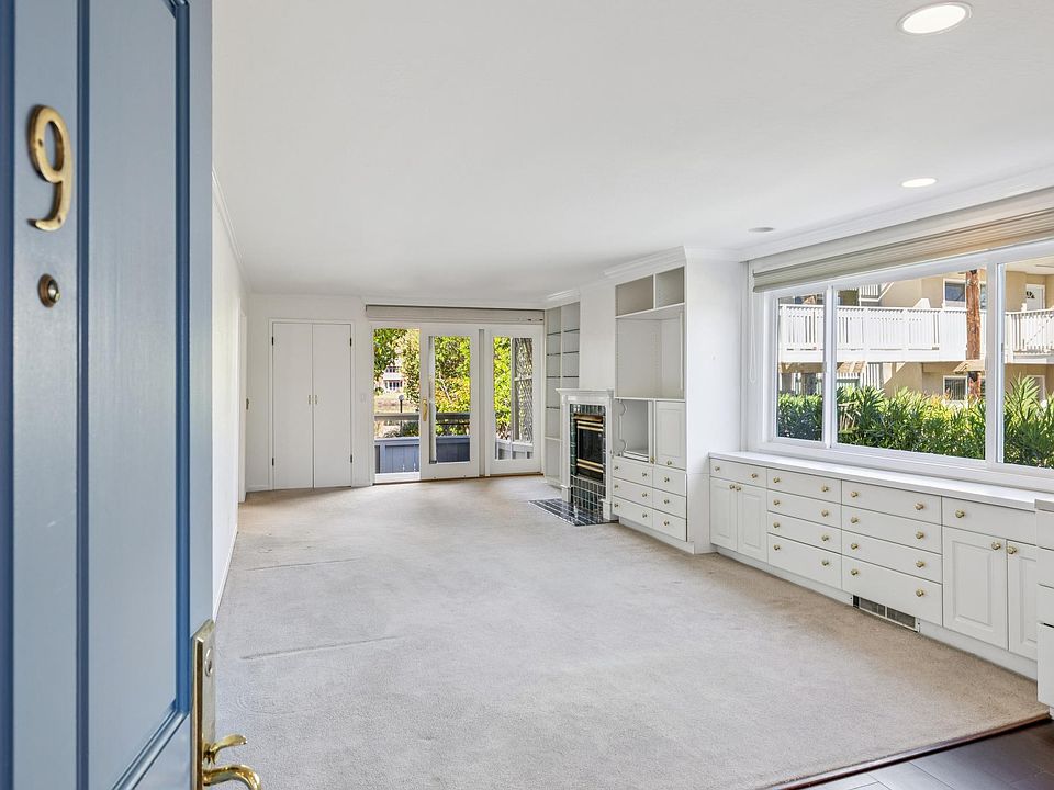 1st image of 505 Larkspur Plaza Dr APT 9
