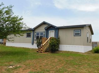 745 S Dobbs Rd, Harrah, OK 73045