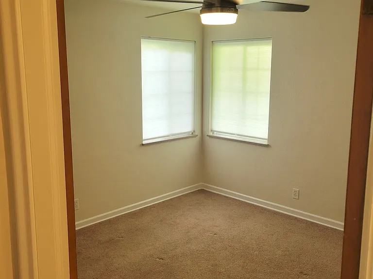 522 S River Rd #522 — Photo 5