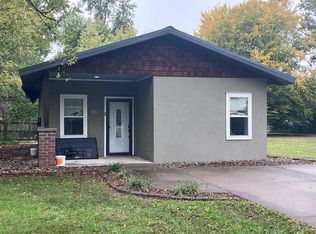 816 N Allyn St, Carbondale, IL 62901