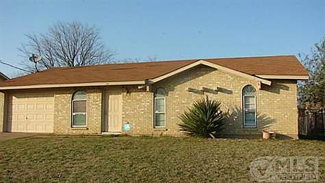 1st image of 133 Yorkshire Dr