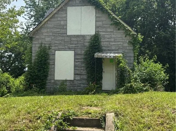 2221 Garfield Ave, Kansas City, KS 66104