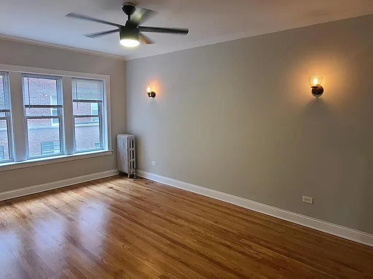 4833 N Wolcott Ave #1B — Photo 7