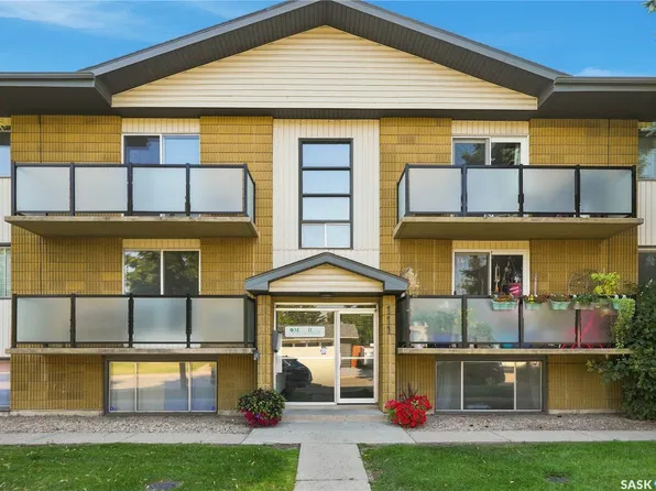 111 St Lawrence Crescent #2, Saskatoon, SK S7K 1G7